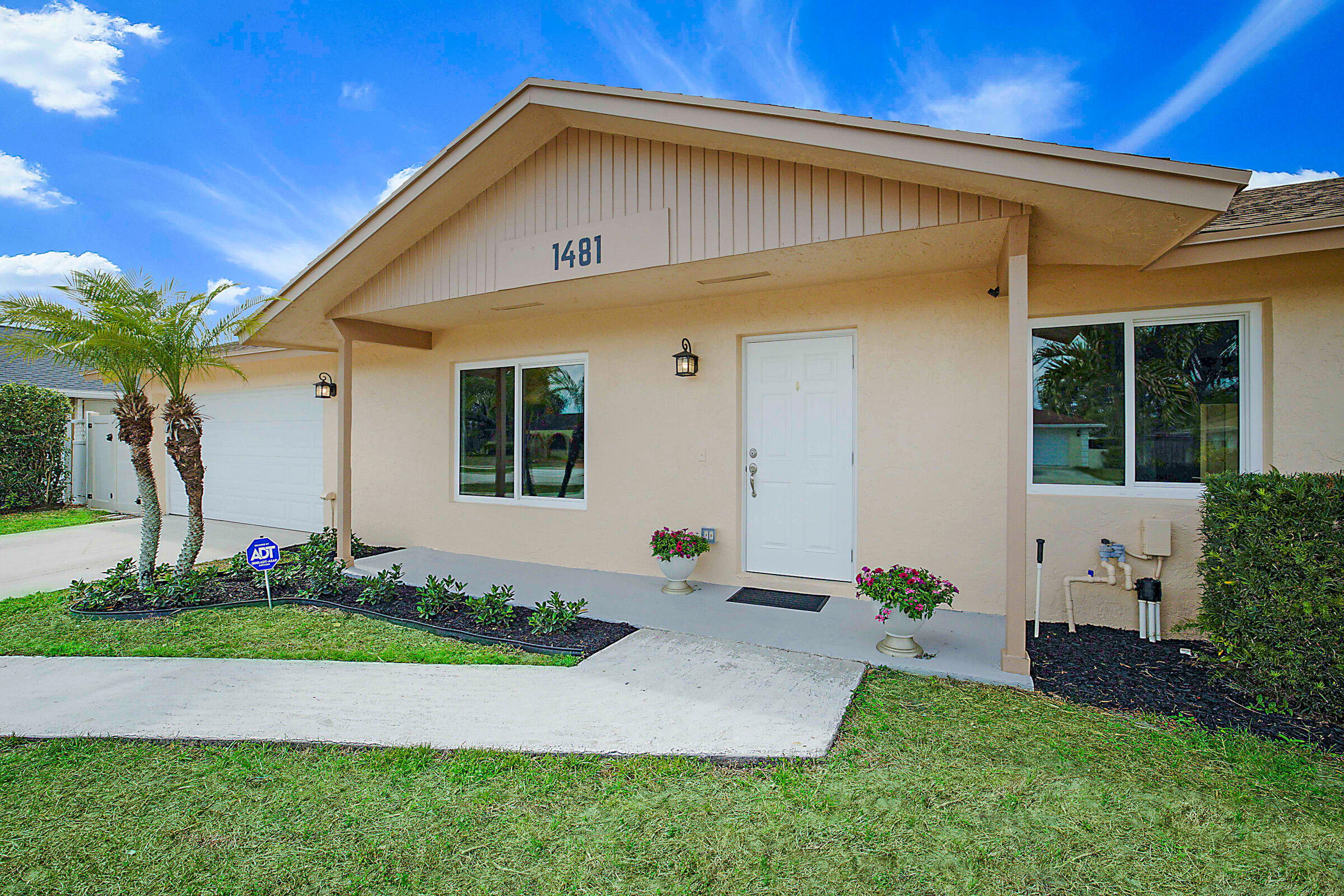 SOUTH SHORE 2 OF WELLINGTON - Residential