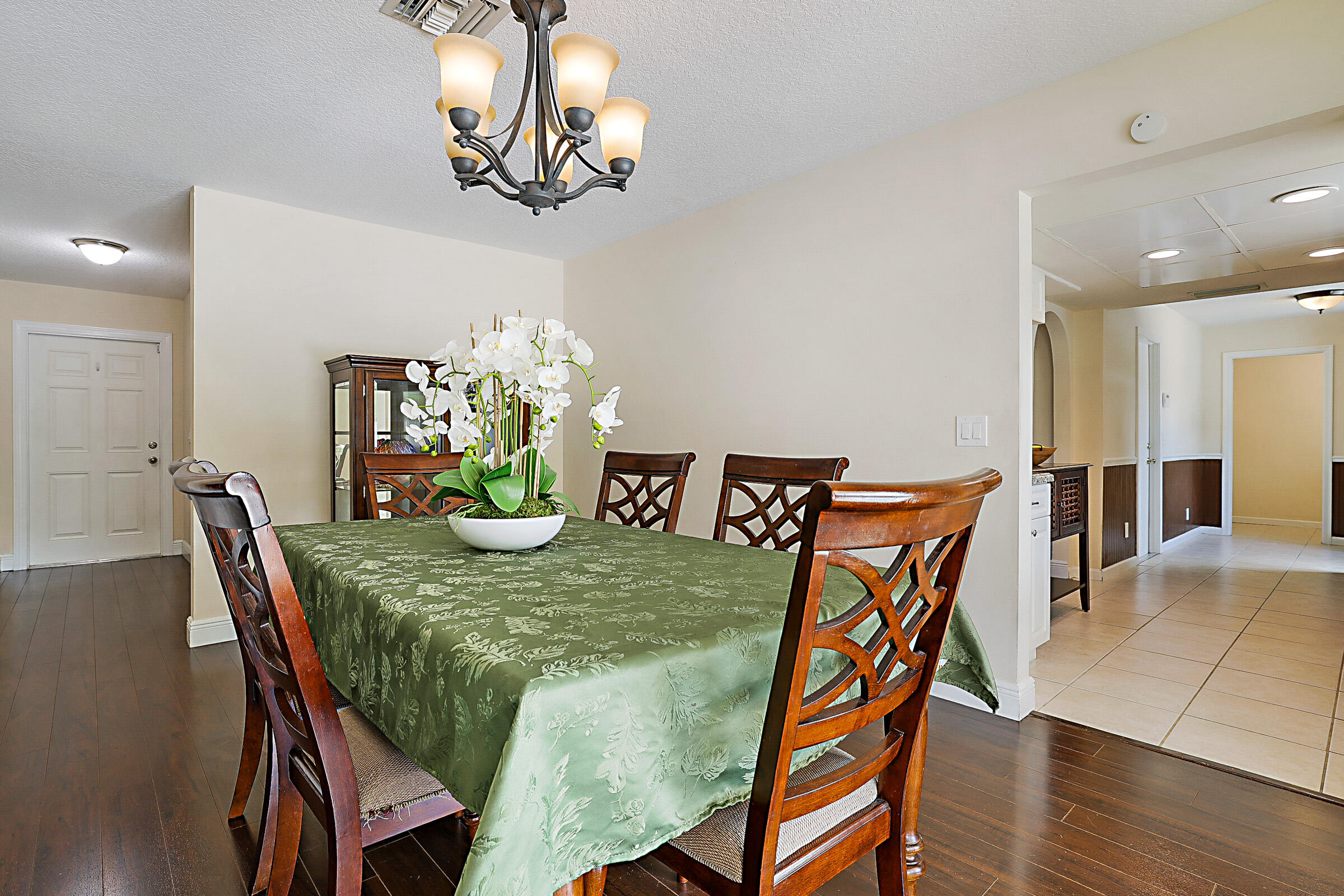 SOUTH SHORE 2 OF WELLINGTON - Residential