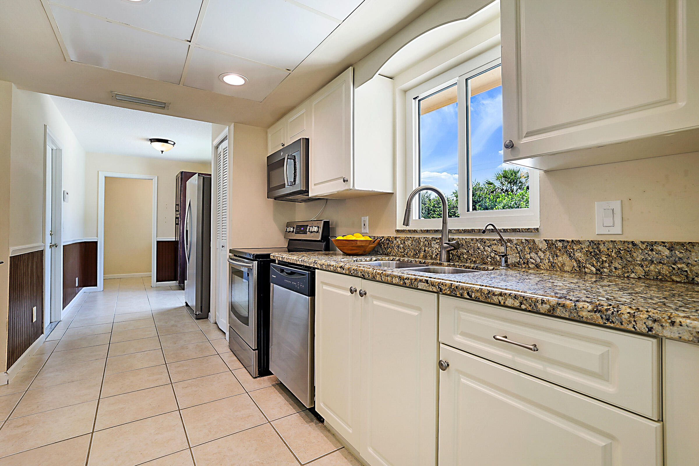 SOUTH SHORE 2 OF WELLINGTON - Residential