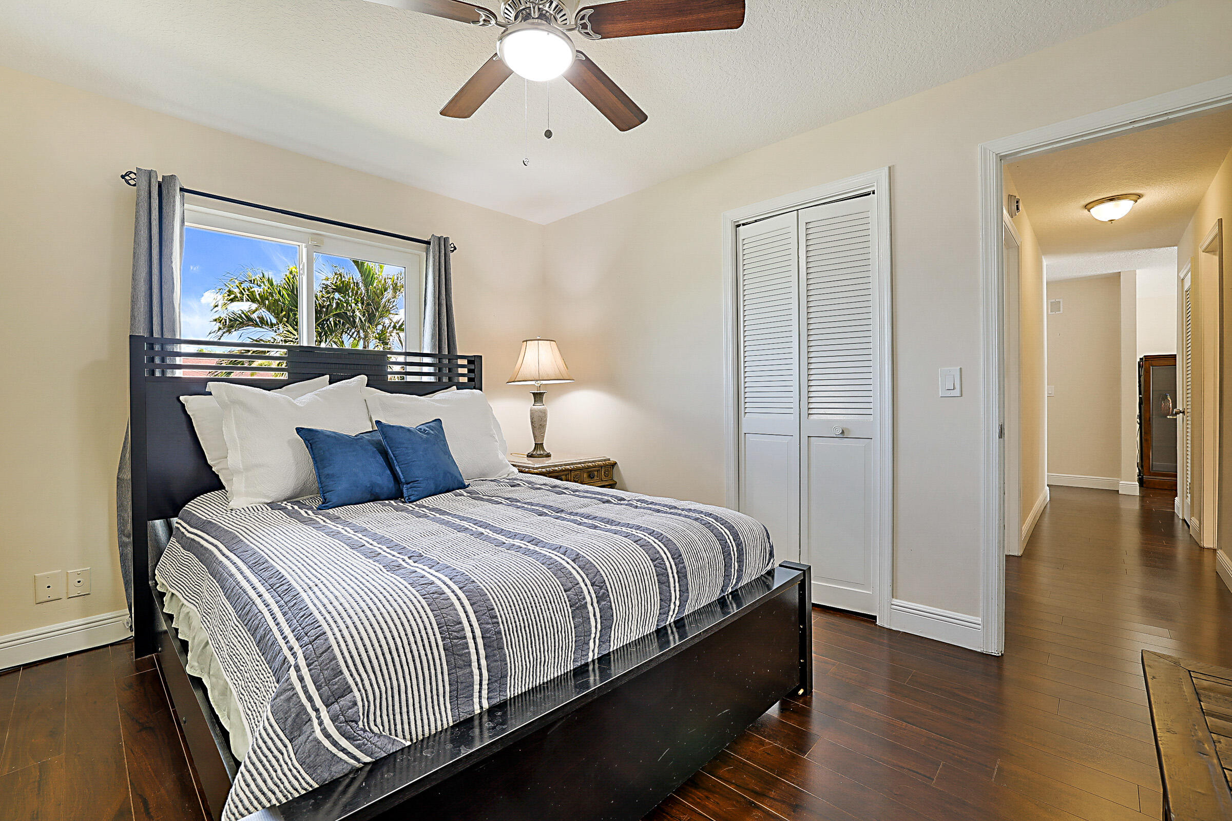 SOUTH SHORE 2 OF WELLINGTON - Residential