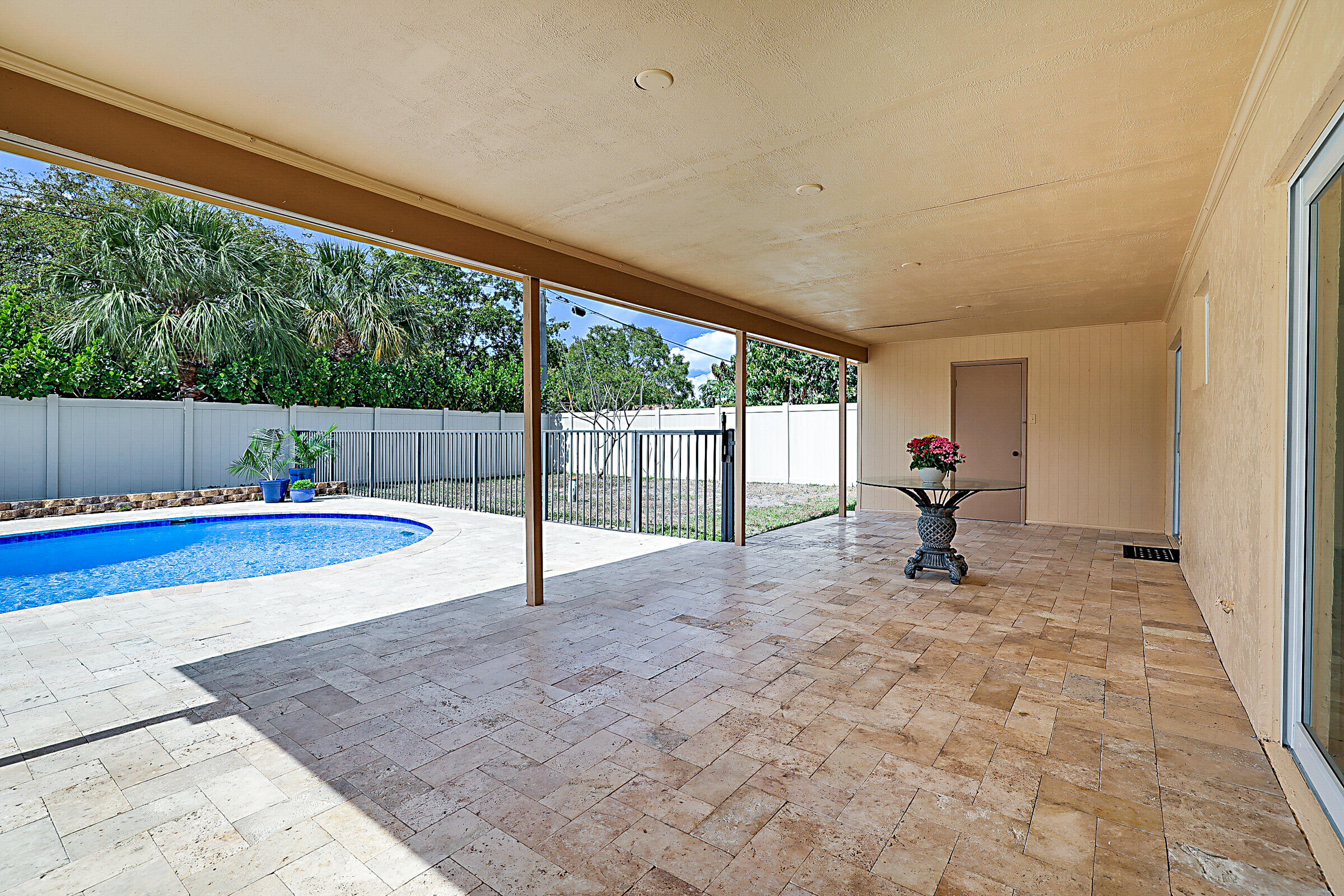 SOUTH SHORE 2 OF WELLINGTON - Residential