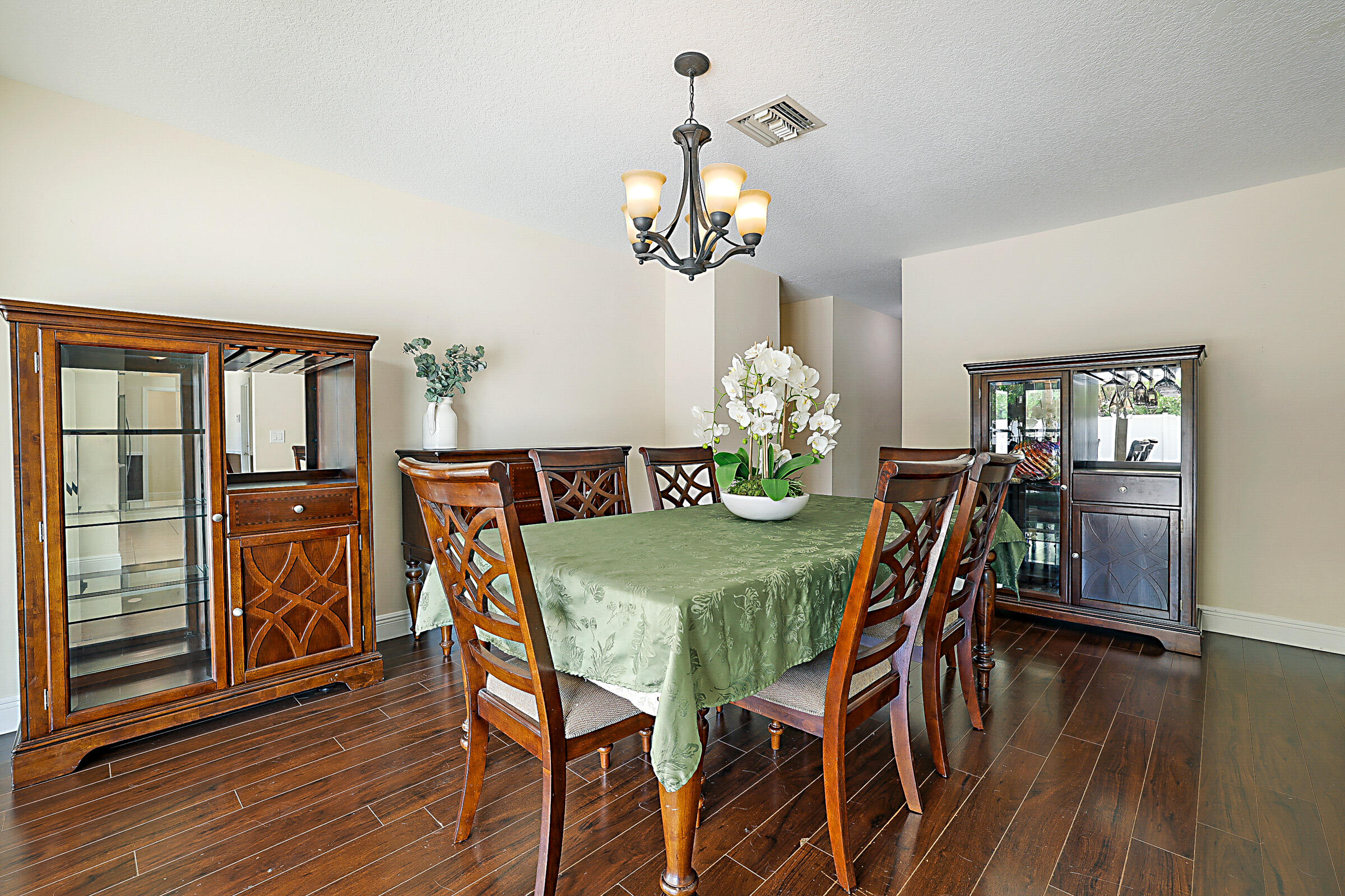 SOUTH SHORE 2 OF WELLINGTON - Residential