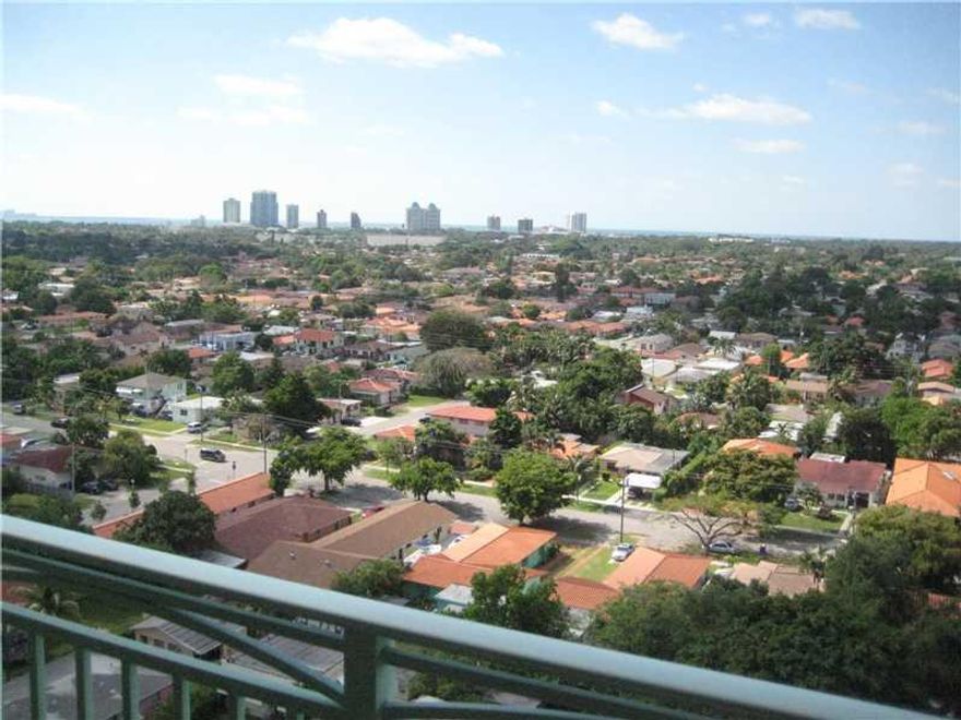 AMAZING LOCATION. PANORAMIC AND BEAUTIFUL  VIEWS OF CORAL GABLES AND COCONUT GROVE TO THE OCEAN. FRESHLY PAINTED, NEW LAMINATED WOOD FLOORS, SS APPLIANCES, THIS UNIT IS IMPECCABLE. BUILDING OFFERS NEWLY REMODELED POOL AREA AND GYM. WALKING DISTANCE TO MIRACLE MILE, ACROSS THE STREET FORM NORDSTROM RACK, BED BATH AND BEYOND AND MORE.VERY EASY TO SHOW.