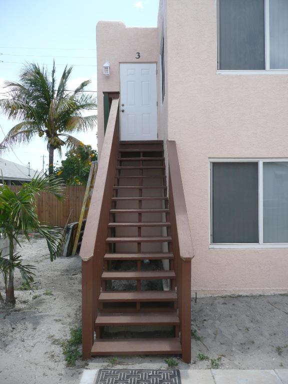 View photos, virtual tours, details... 505 24th Avenue N