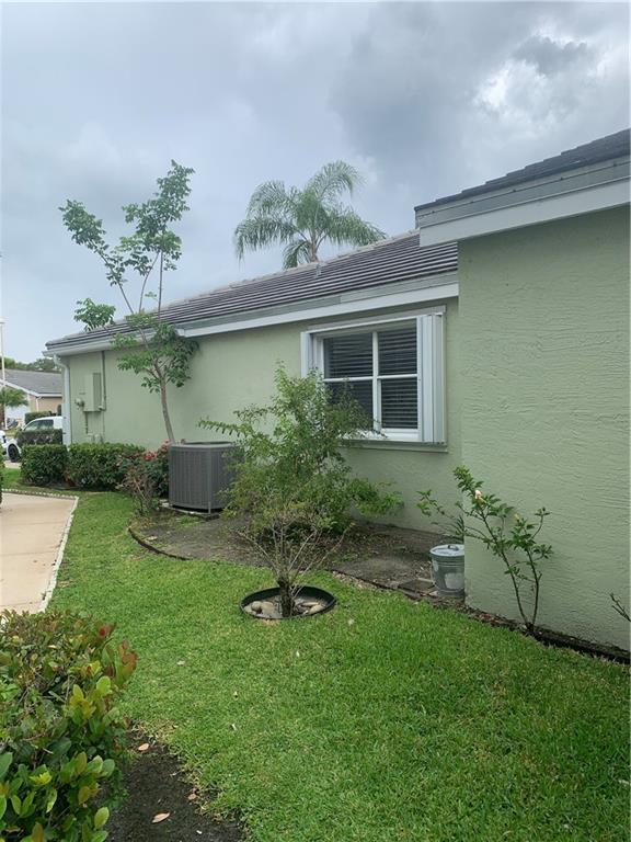 FAIRFIELDS LACUNA PL 3 - Residential