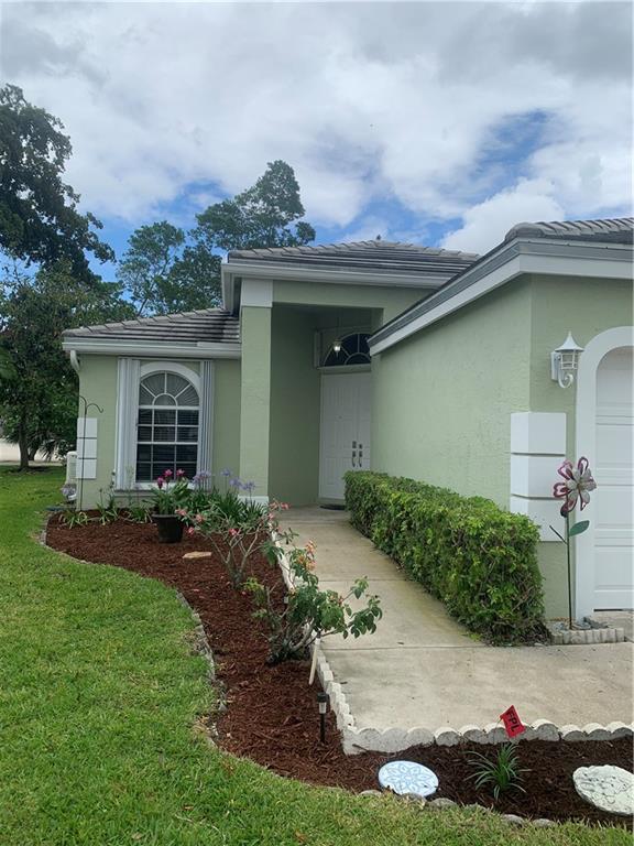 FAIRFIELDS LACUNA PL 3 - Residential