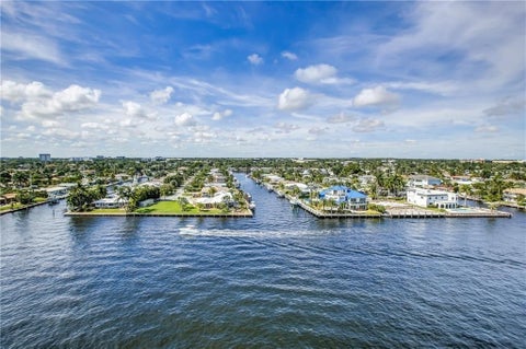 Photo of 521 N Riverside Drive #202, Pompano Beach, FL 33062 (MLS # F10478291)