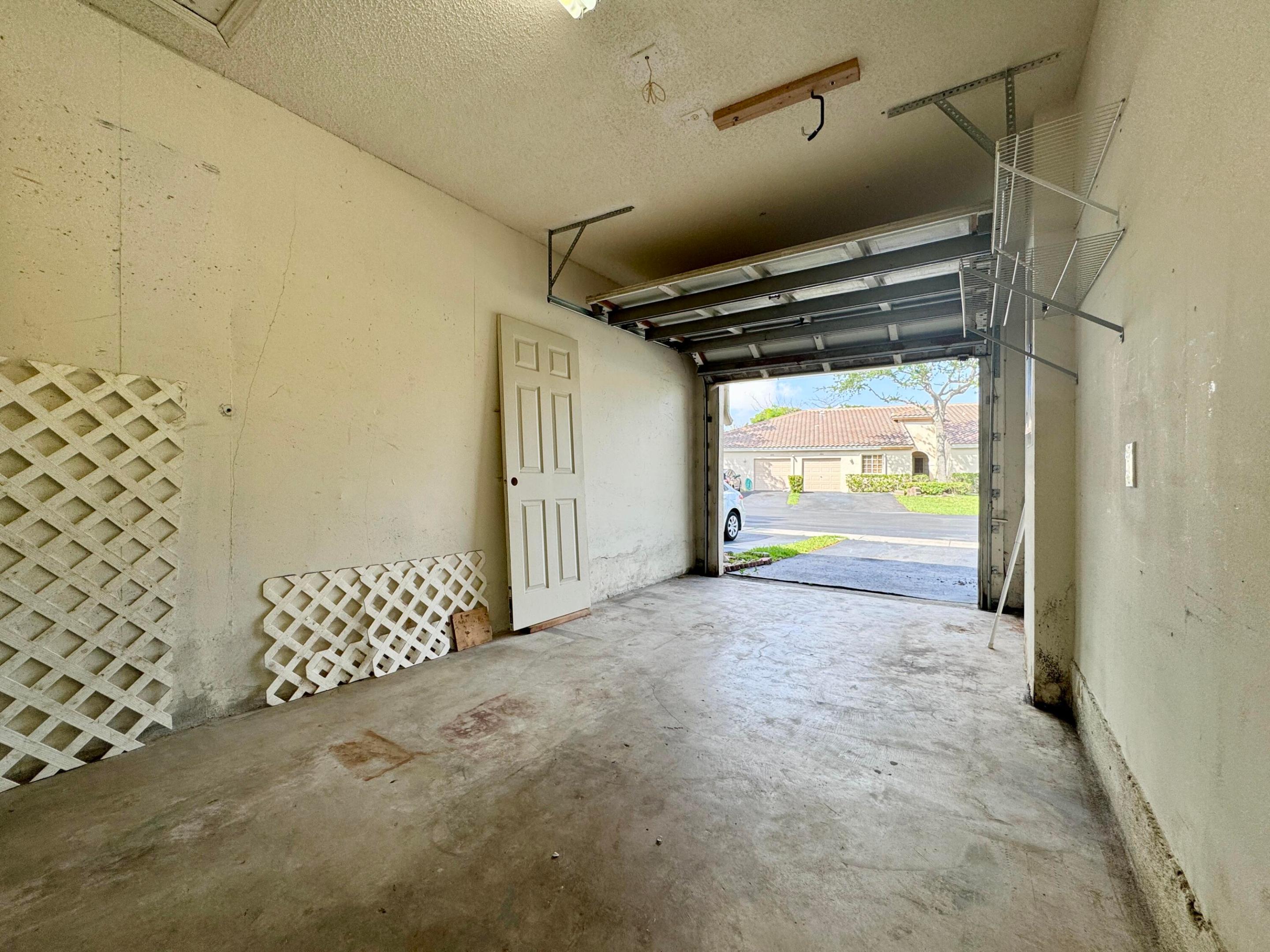 BANYAN OAKRIDGE COMMERCIAL PLAT - Residential
