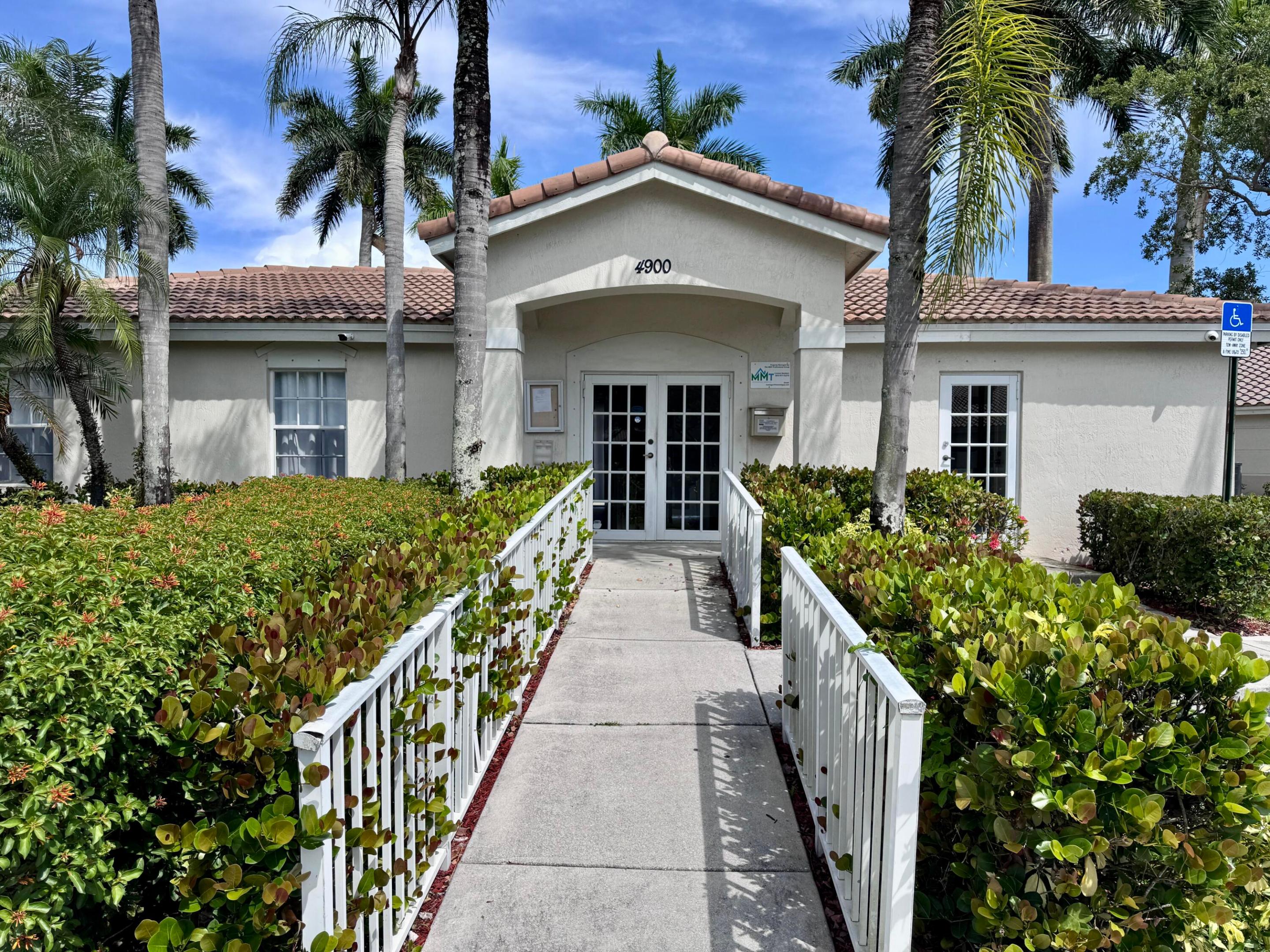 BANYAN OAKRIDGE COMMERCIAL PLAT - Residential