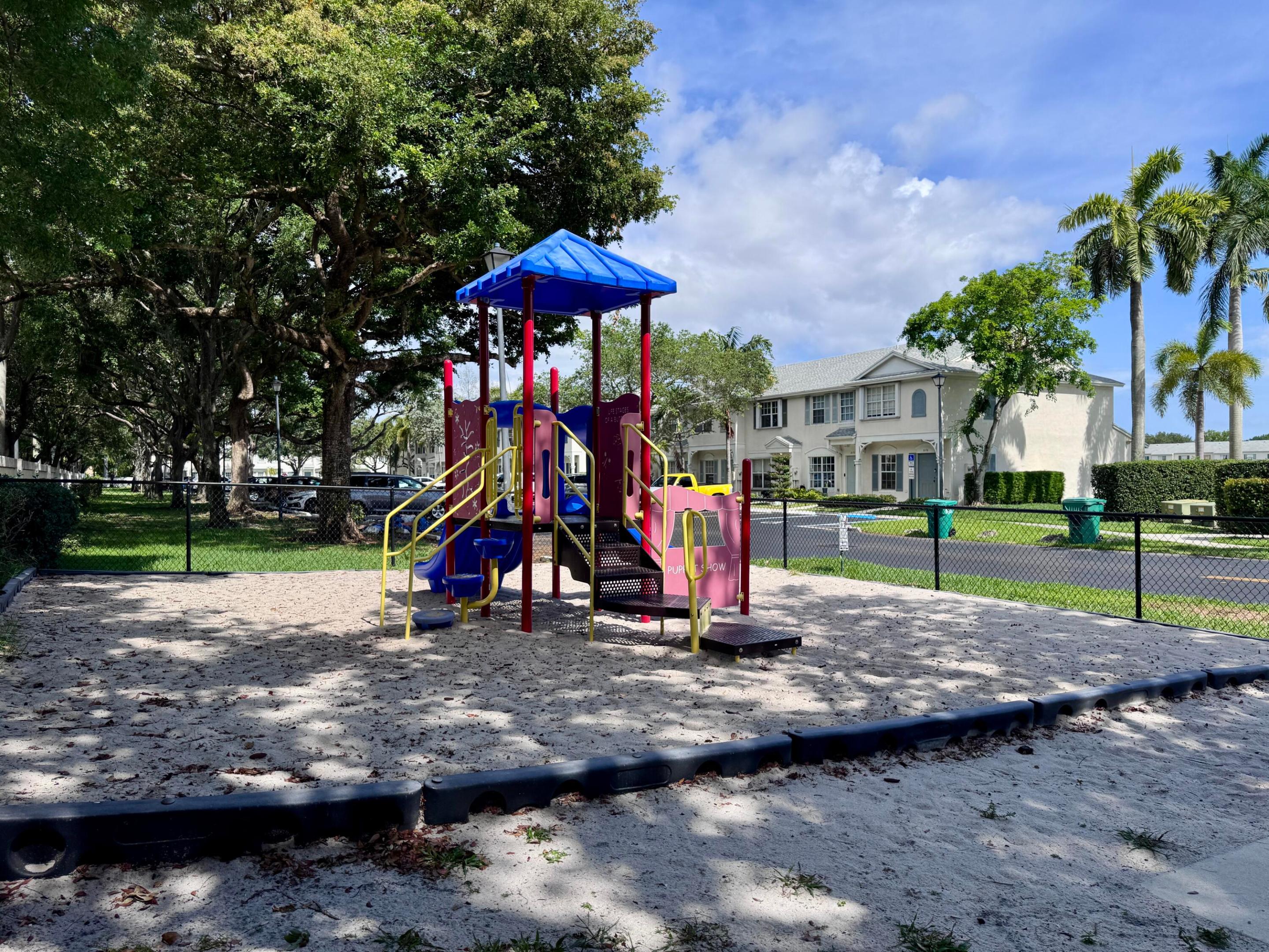 BANYAN OAKRIDGE COMMERCIAL PLAT - Residential