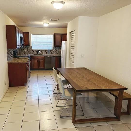 PROGRESSO - Residential Lease