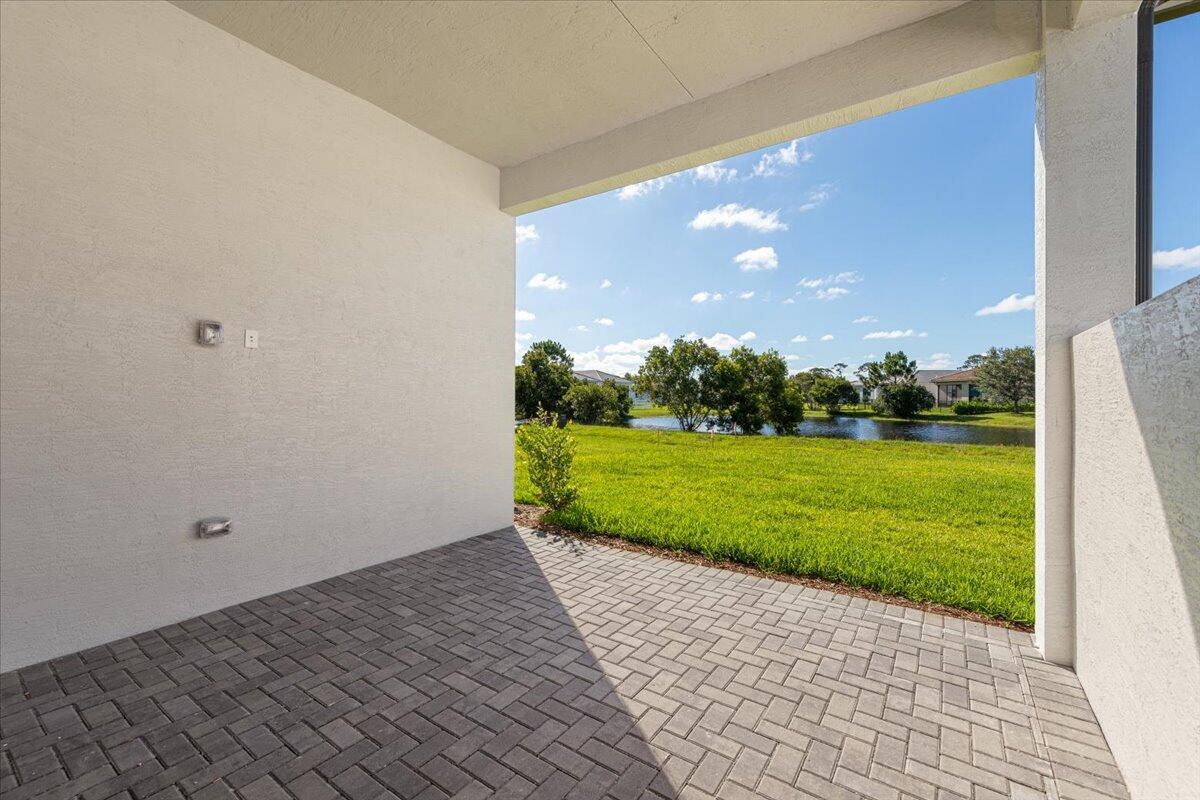 TESORO PRESERVE PLAT NO 2 - Residential Lease