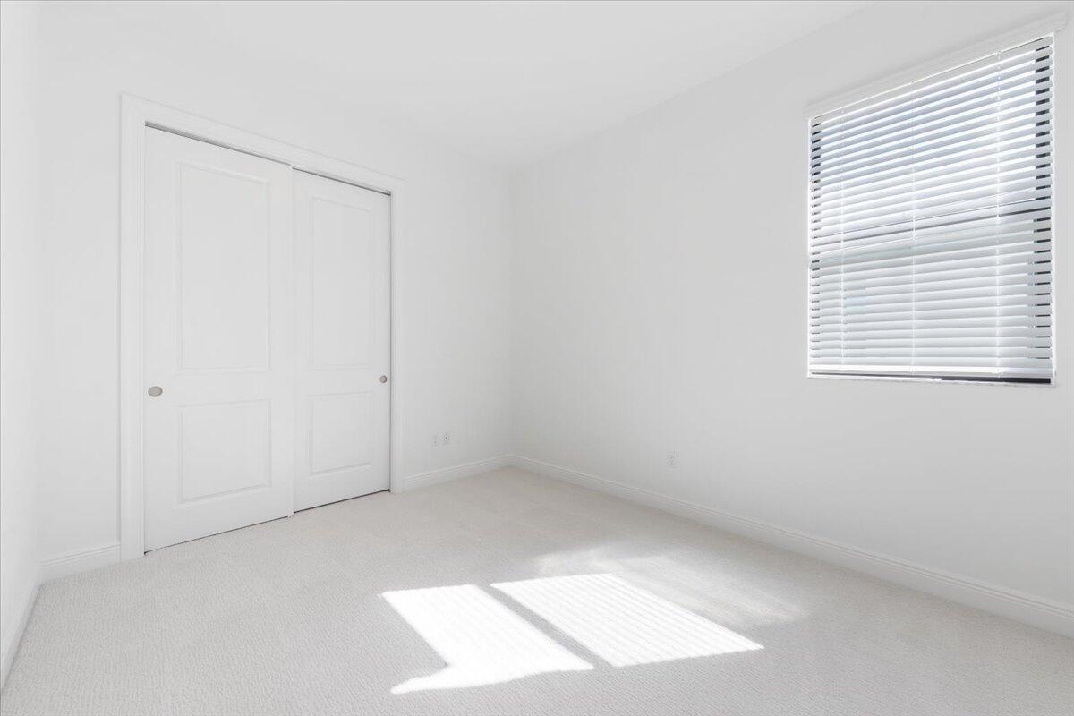 TESORO PRESERVE PLAT NO 2 - Residential Lease