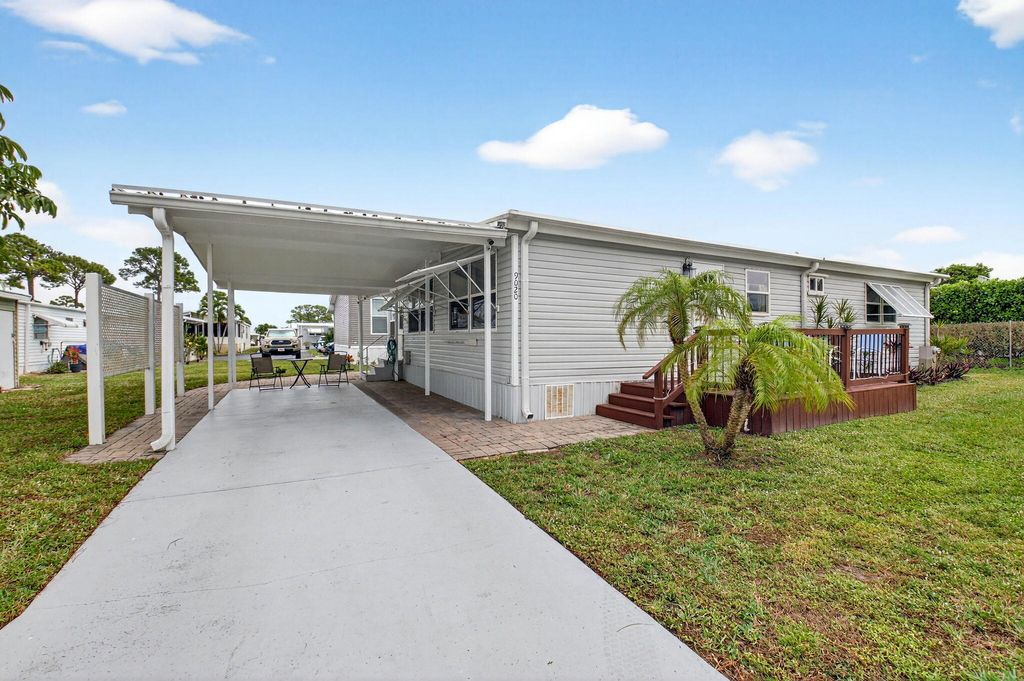 Photo of 9020 Fomento Bay, Boynton Beach, FL 33436 (MLS # R11154184)