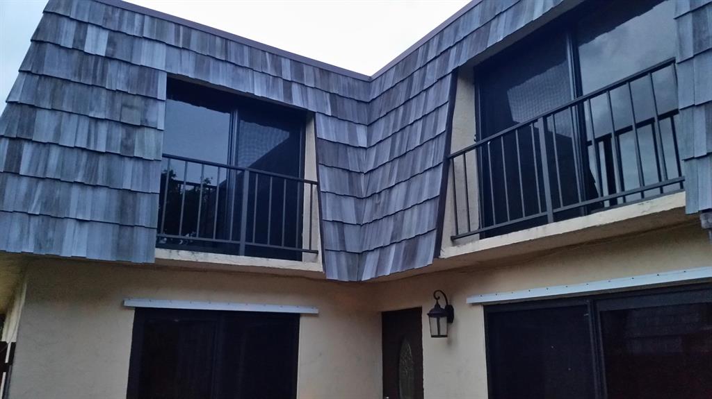 WATERSIDE ESTATES - Residential Lease