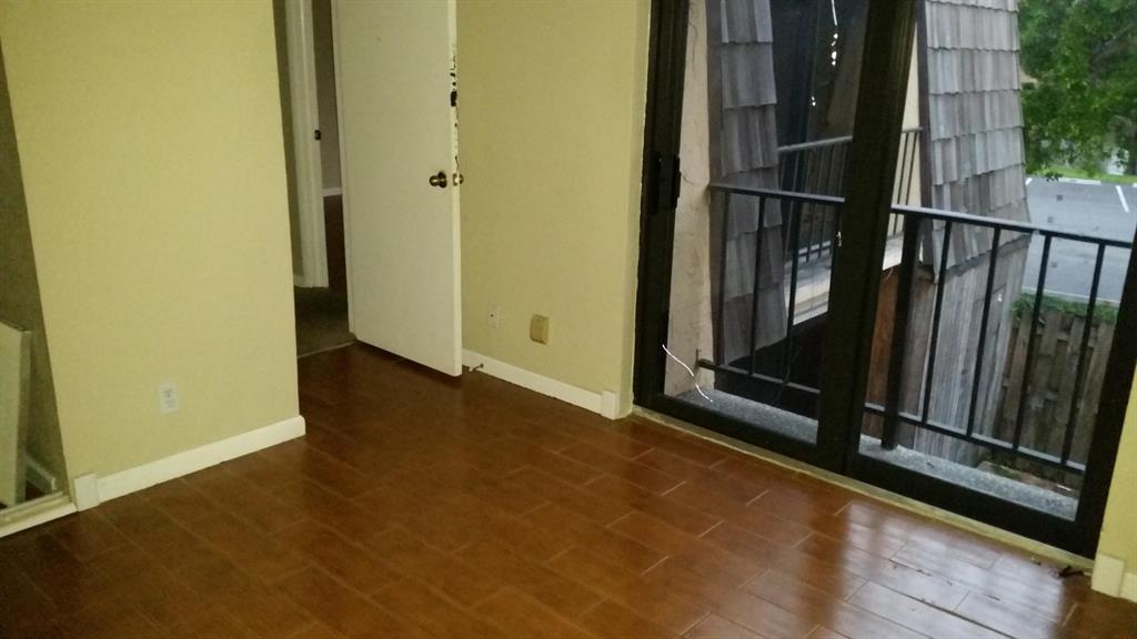 WATERSIDE ESTATES - Residential Lease