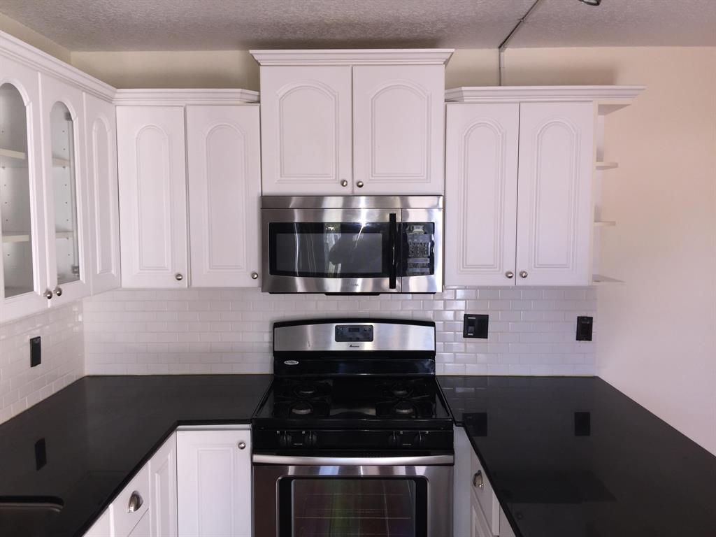 WATERSIDE ESTATES - Residential Lease