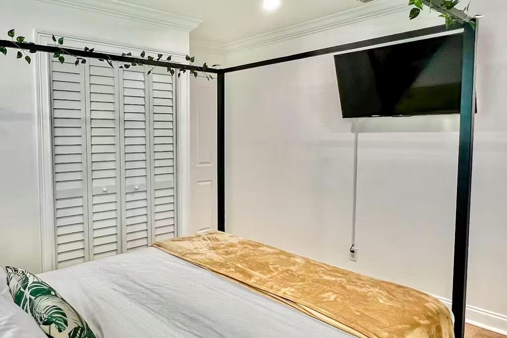 The Acreage - Residential