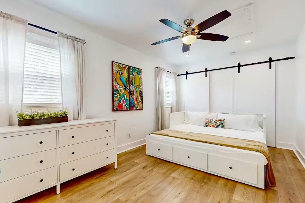 The Acreage - Residential