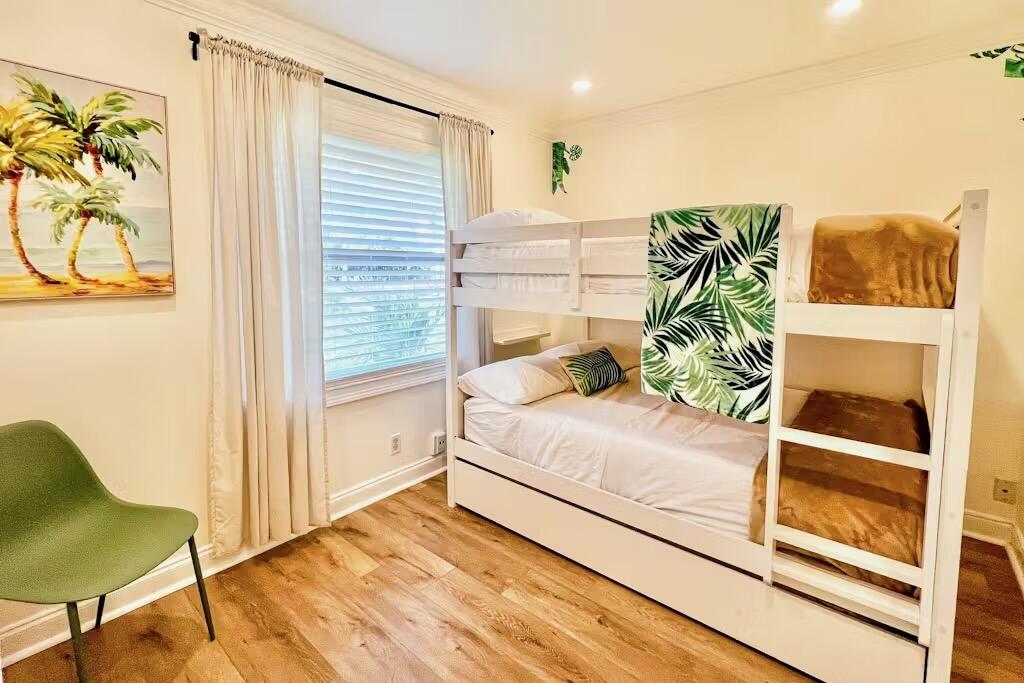 The Acreage - Residential