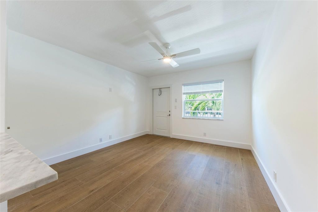 Photo of 530 S Federal Highway #11, Fort Lauderdale, FL 33301 (MLS # F10422559)