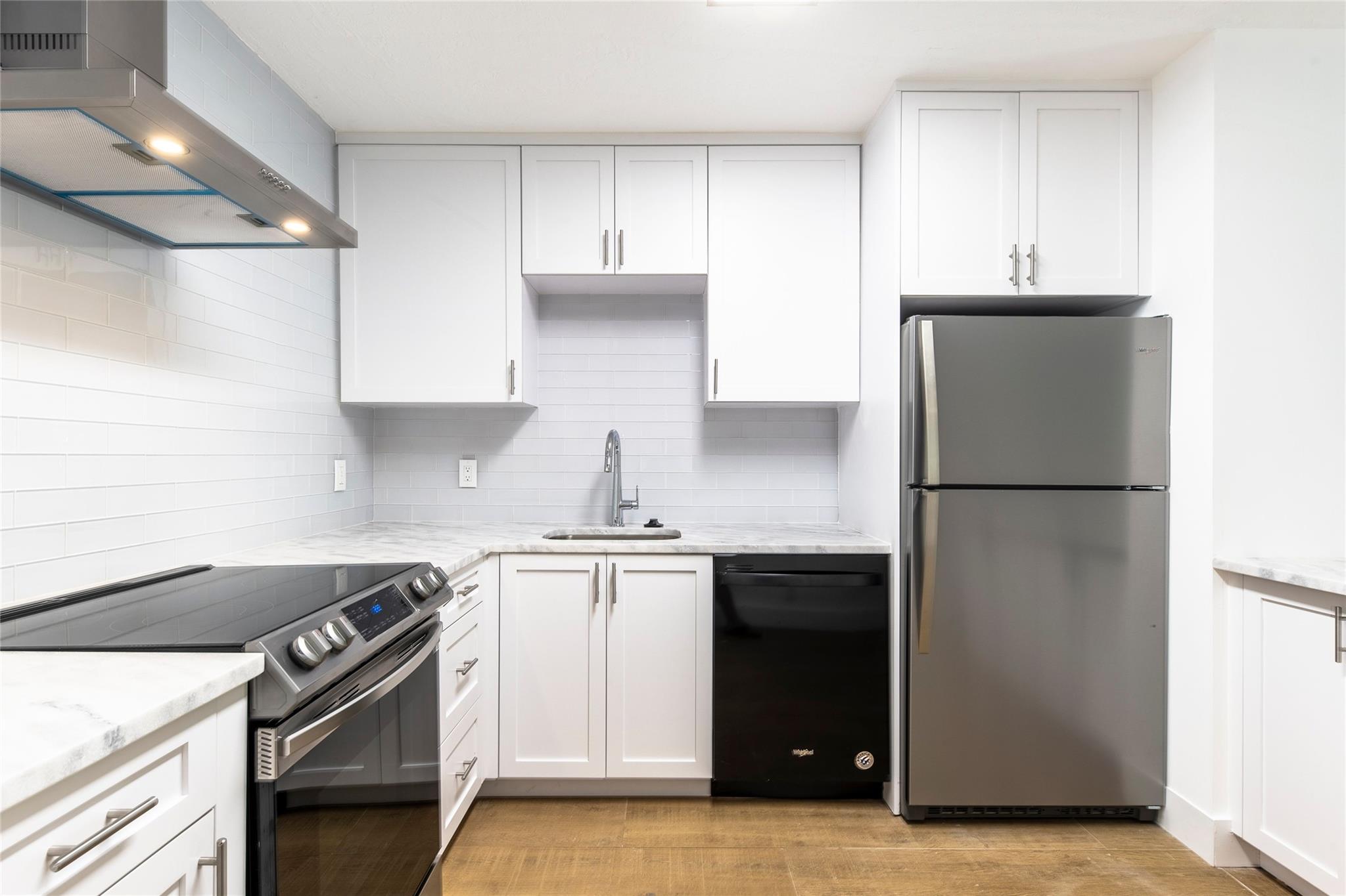 RIO VISTA C J HECTORS RES - Residential Lease