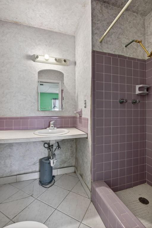 TAMARAC LAKES SOUTH - Residential