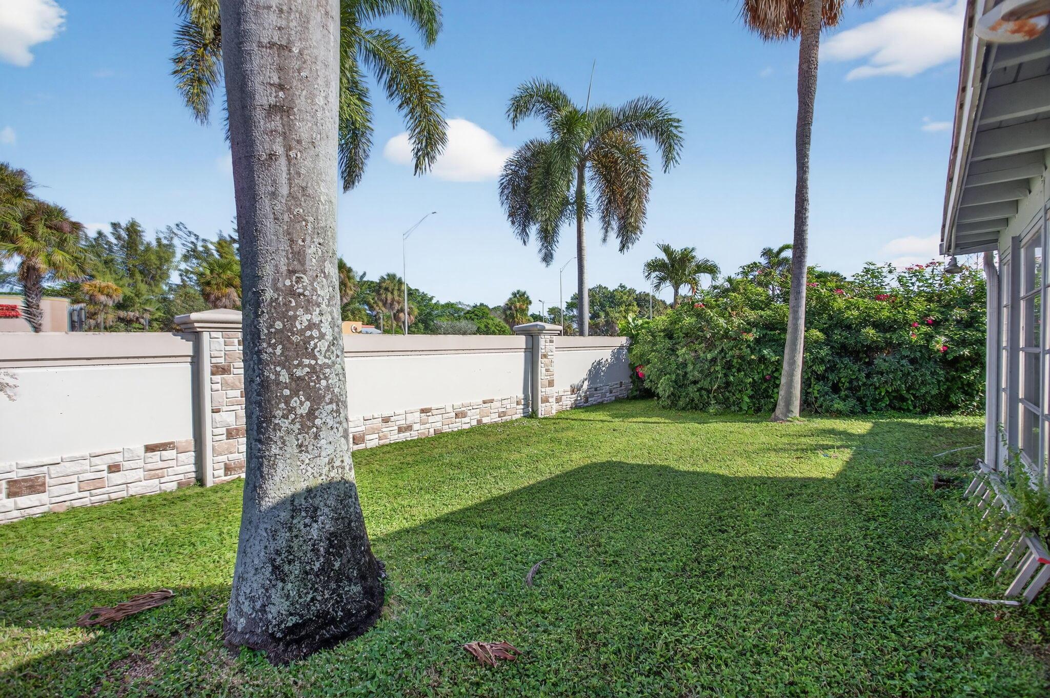 TAMARAC LAKES SOUTH - Residential