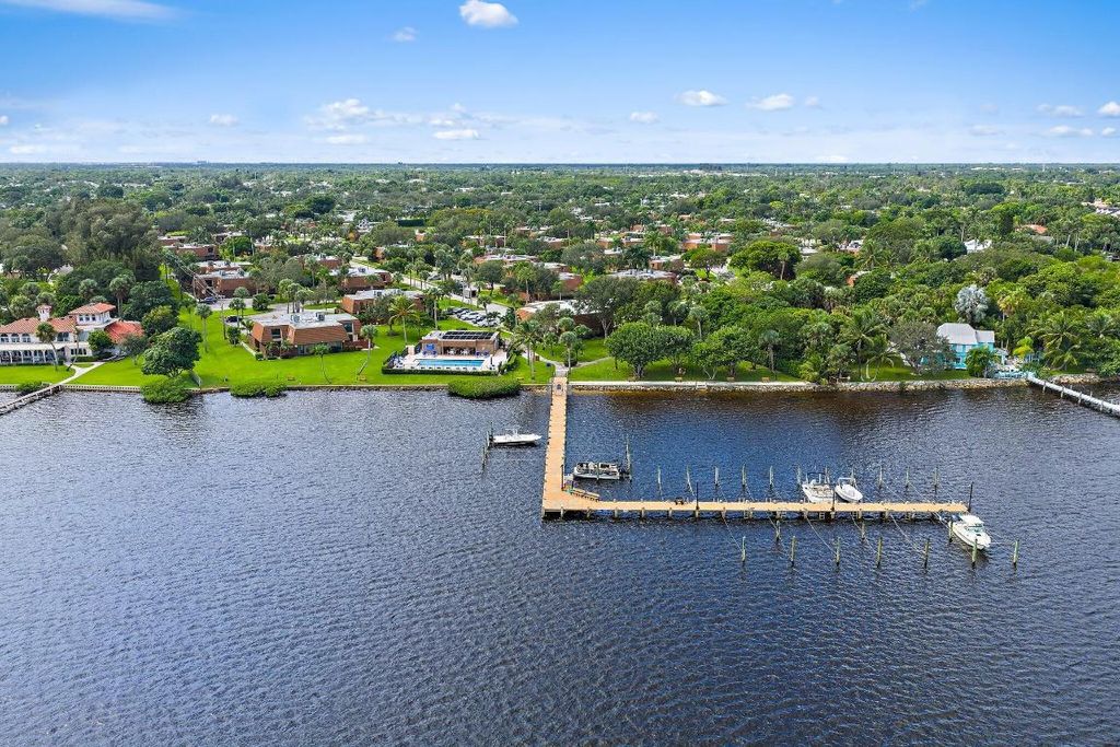 Photo of 825 Center Street #30a, Jupiter, FL 33458 (MLS # R11129184)