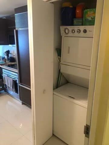 495 Brickell Ave 2106