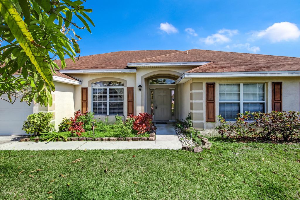 Photo of 2325 SW Savona Boulevard, Port Saint Lucie, FL 34953 (MLS # R10771867)