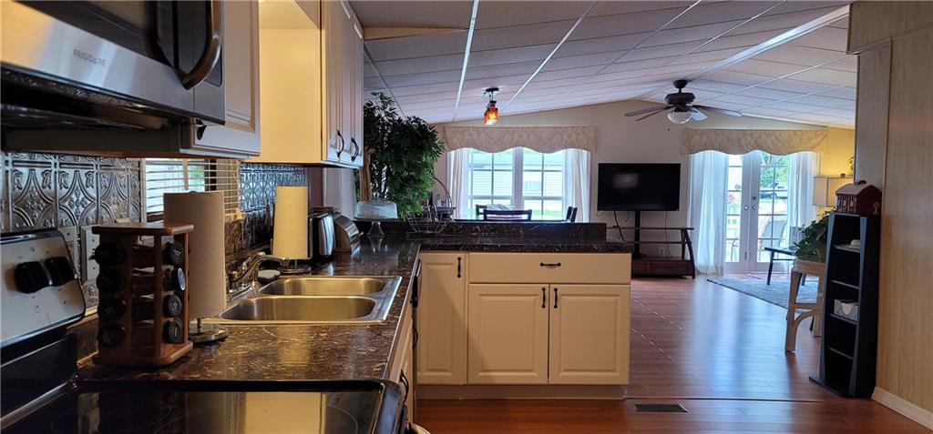 Ravenswood North 108-45 B - Residential