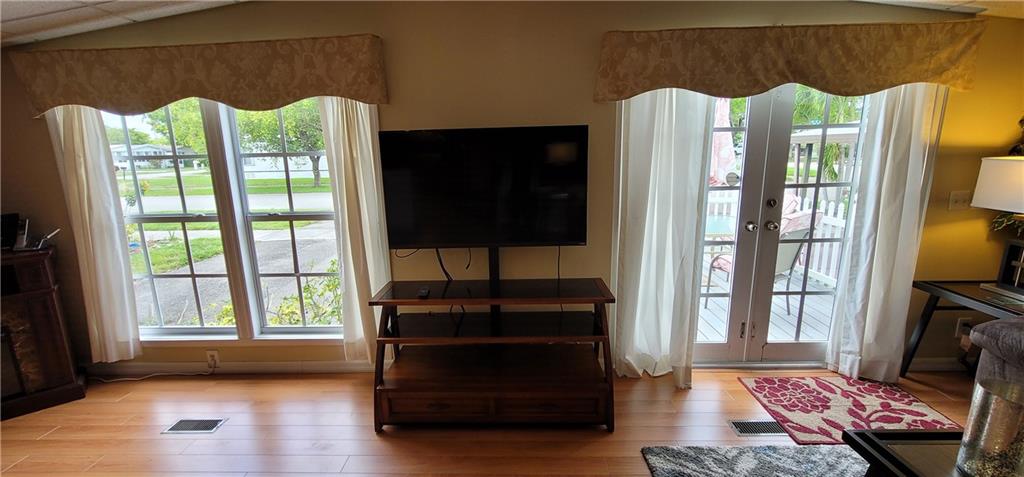 Ravenswood North 108-45 B - Residential