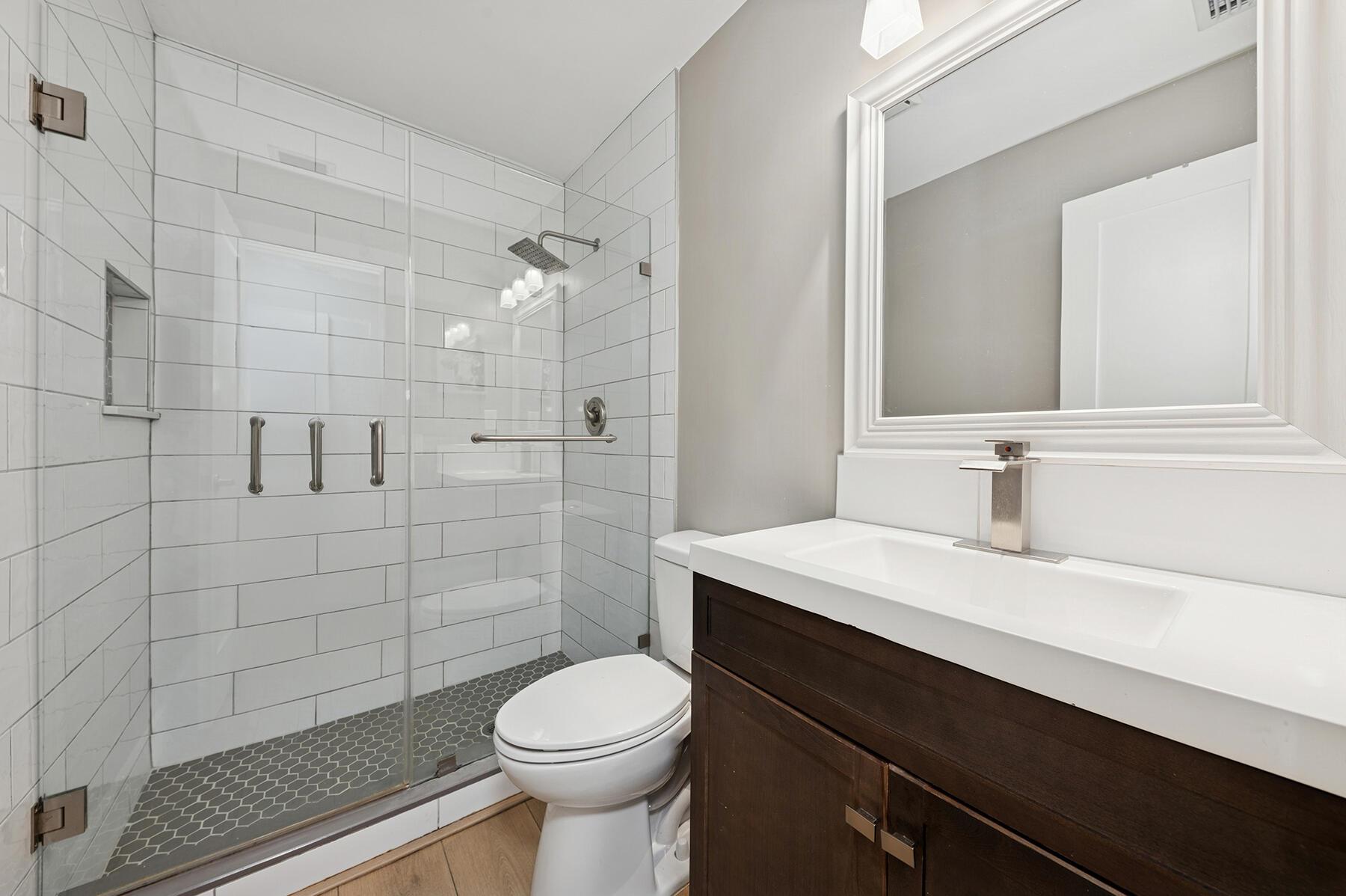 STRATHMORE GATE WEST UNIT - Residential