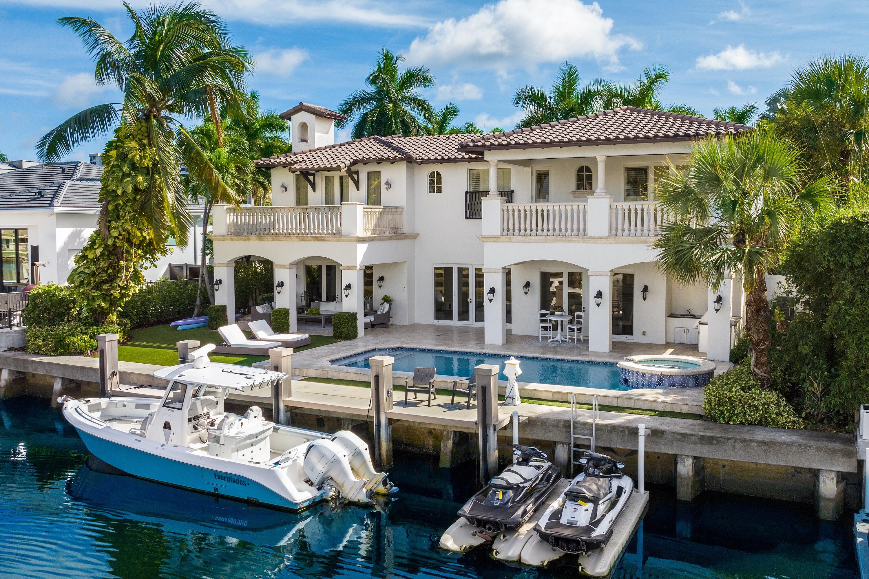 BOCA HARBOUR ISLAND - Residential