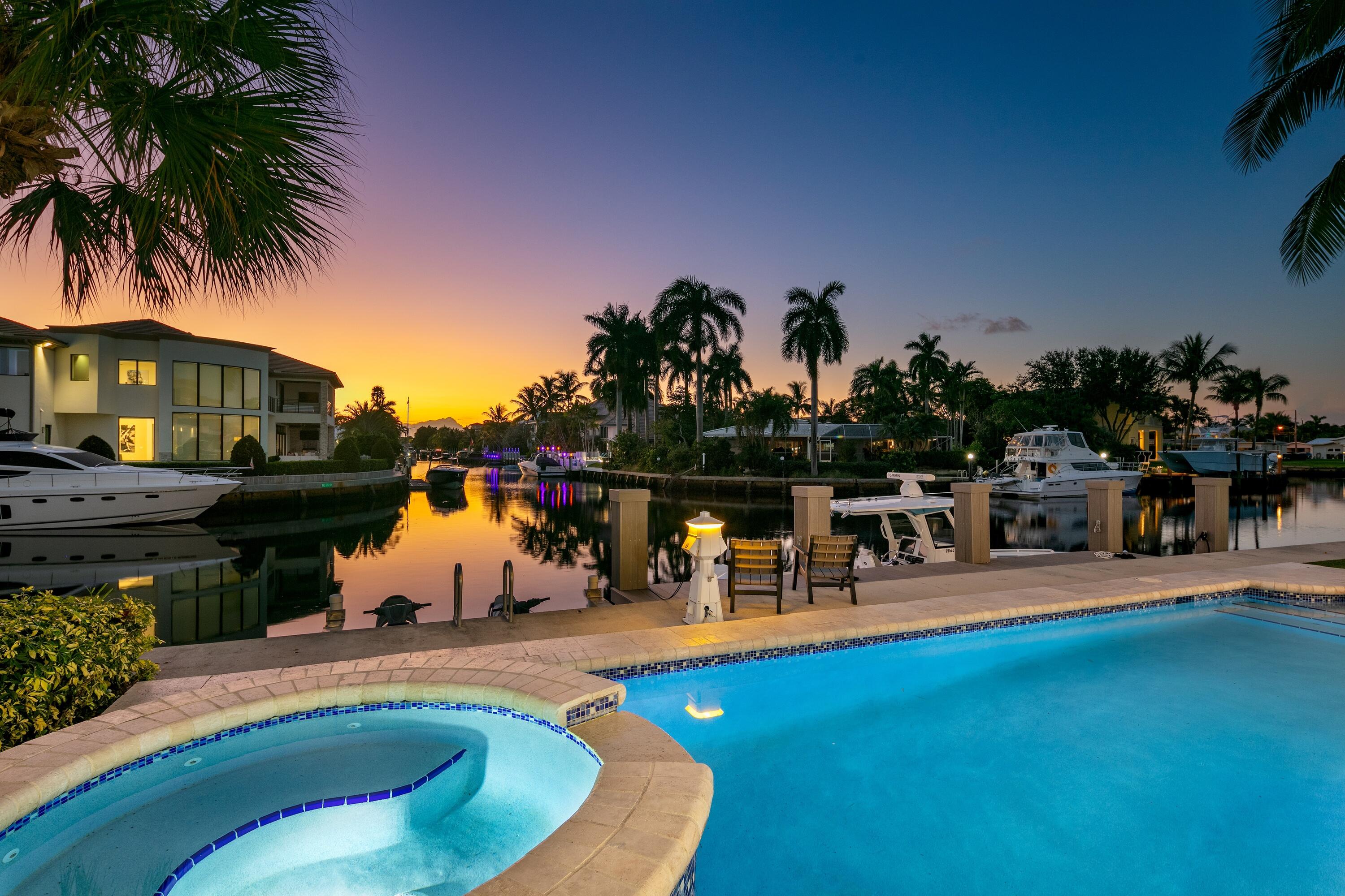BOCA HARBOUR ISLAND - Residential