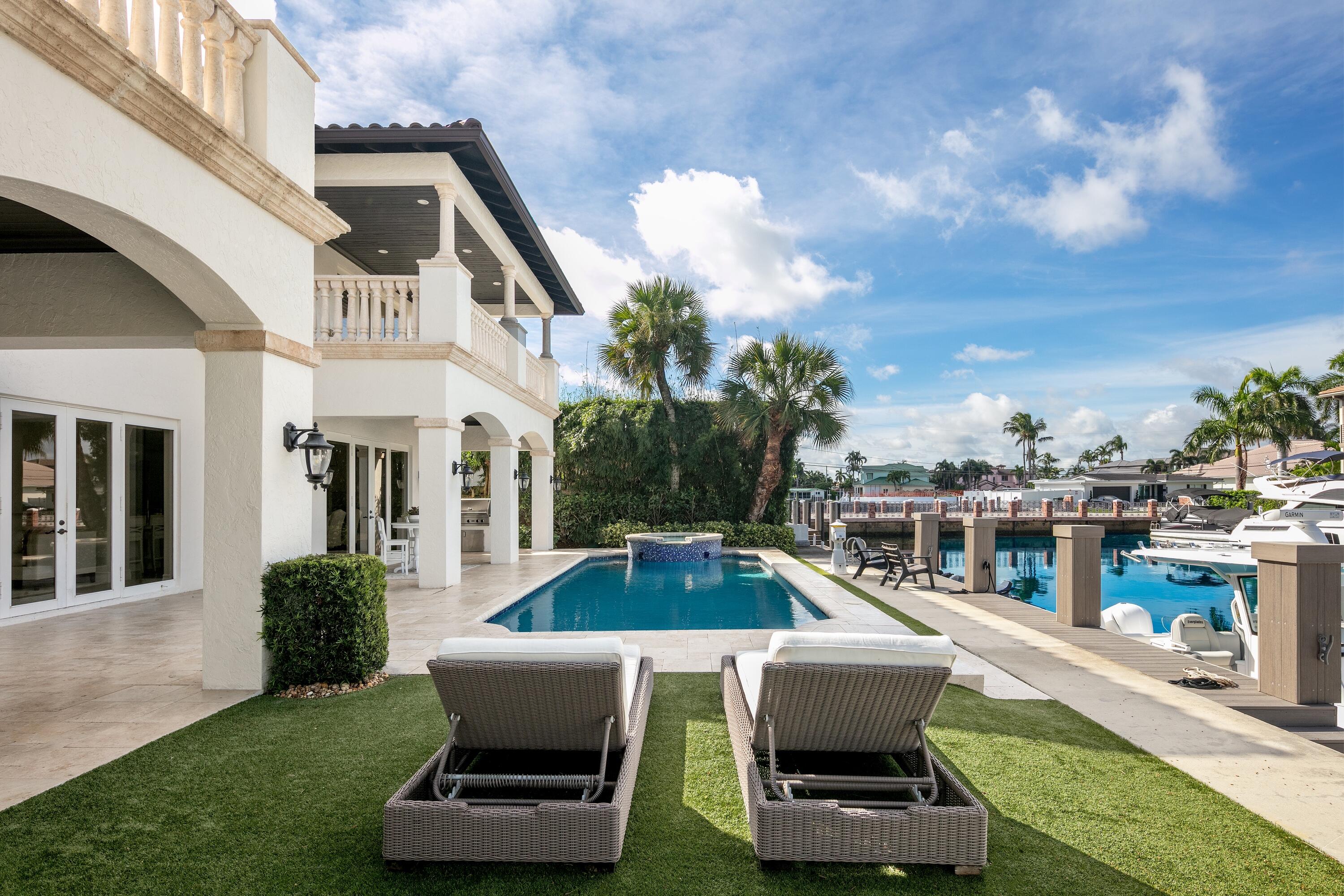 BOCA HARBOUR ISLAND - Residential