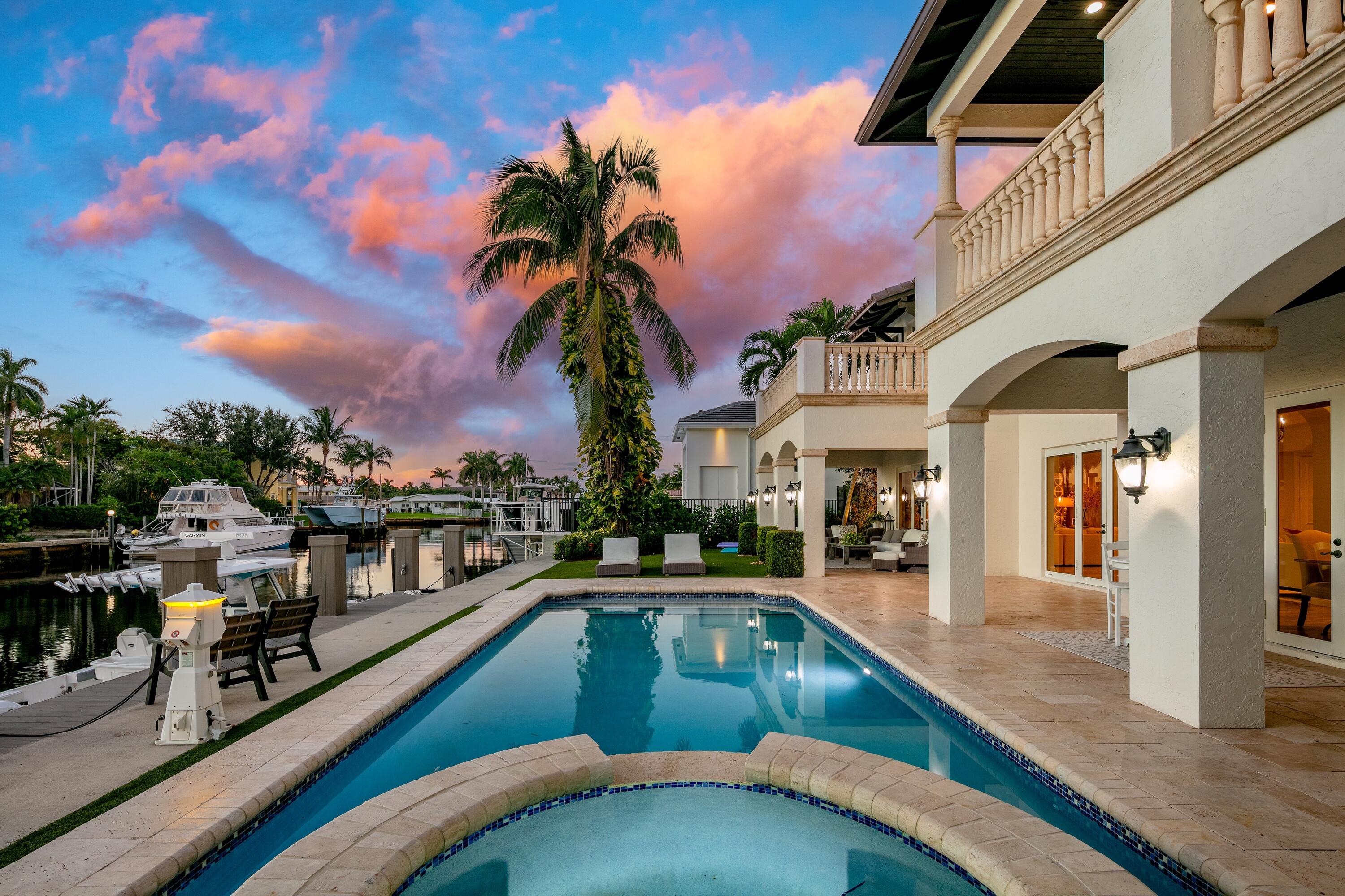 BOCA HARBOUR ISLAND - Residential