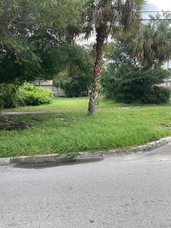 Partially cleared corner lot in Fort Pierce. Ready to build your dream home.