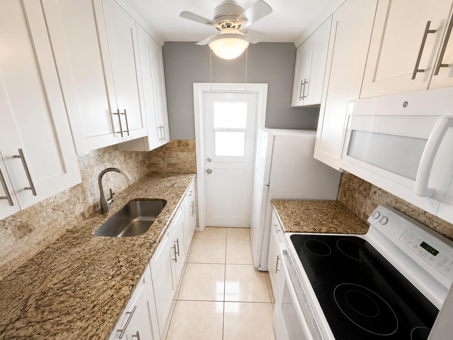 1114 Lake Terrace 203