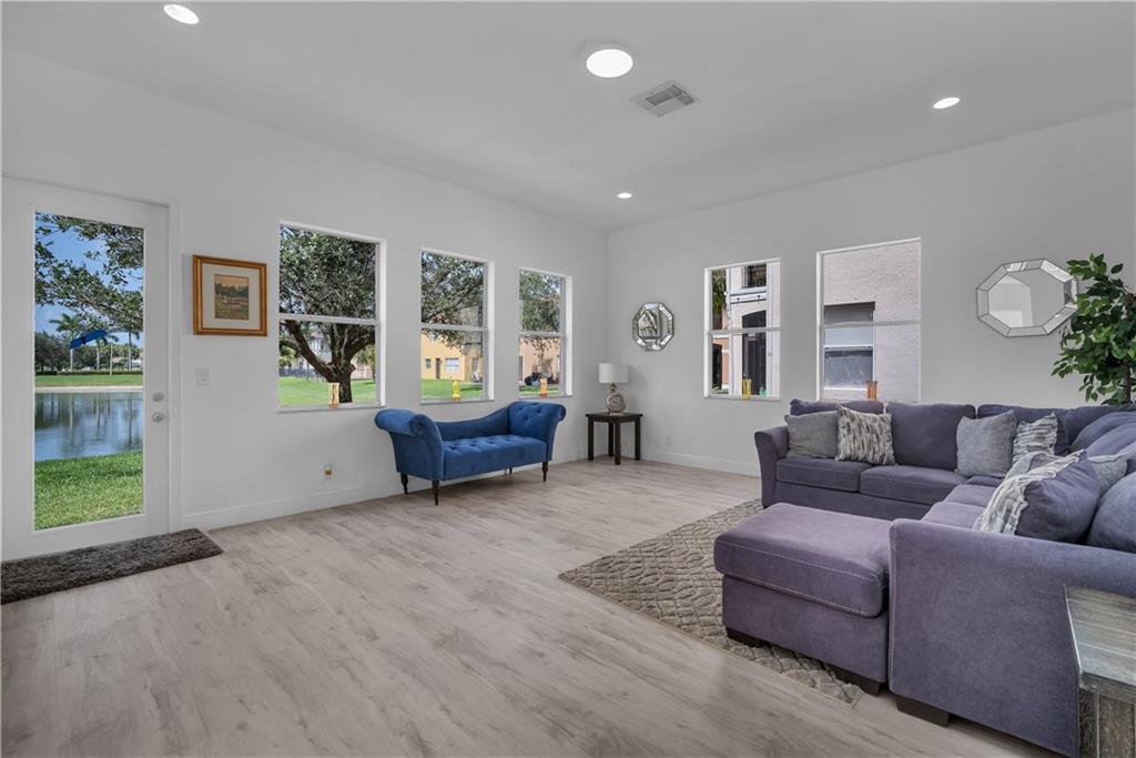 Terracina Johnson Prop PU - Residential