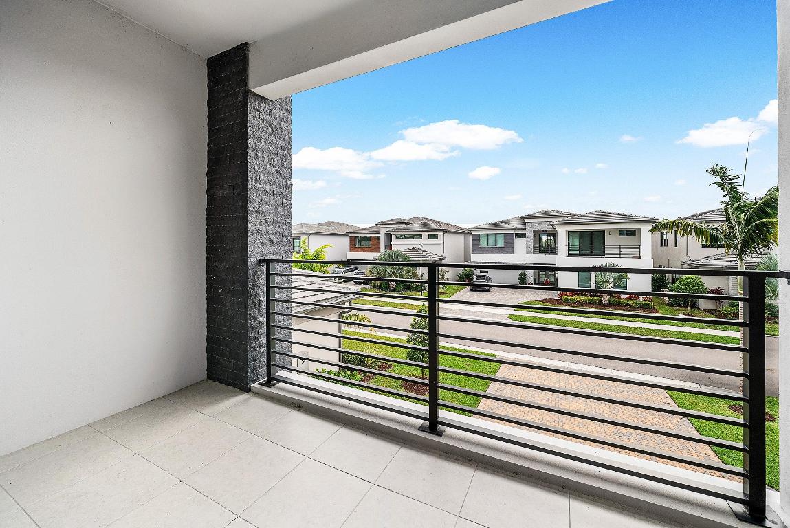 BOCA RATON GOLF COURSE PUD - Residential