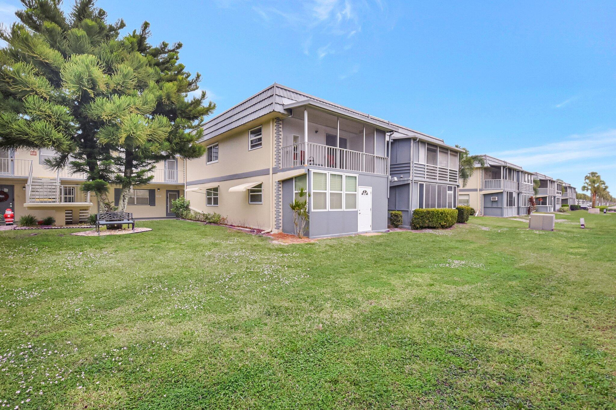 KINGS POINT - Residential