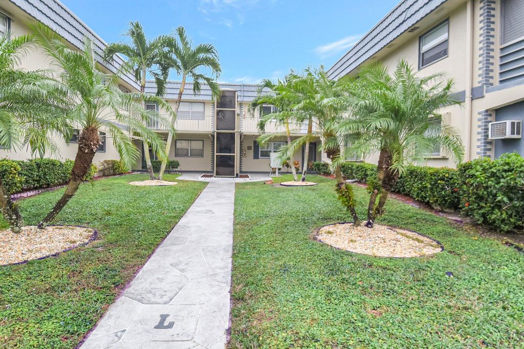Photo of 566 Brittany #L, Delray Beach, FL 33446 (MLS # R11145271)
