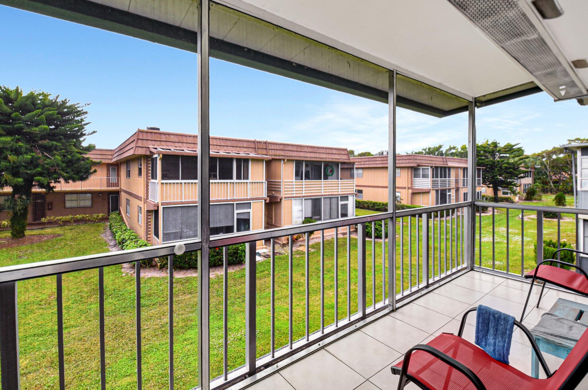 KINGS POINT - Residential