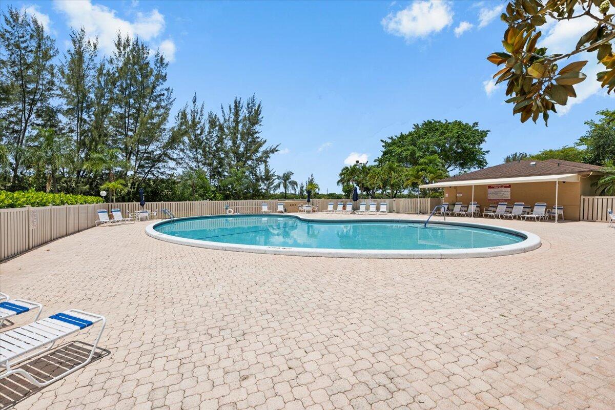 WATERS EDGE TOWERS CONDO - Residential