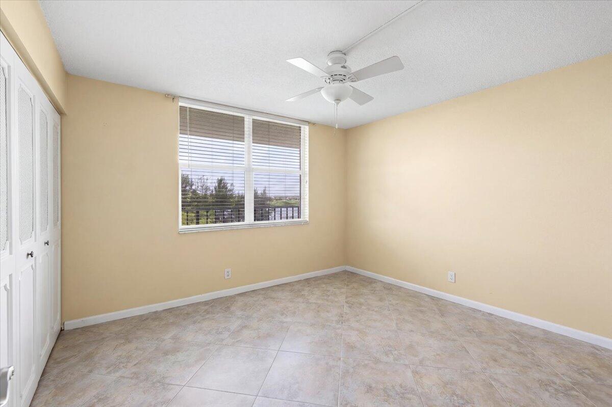 WATERS EDGE TOWERS CONDO - Residential
