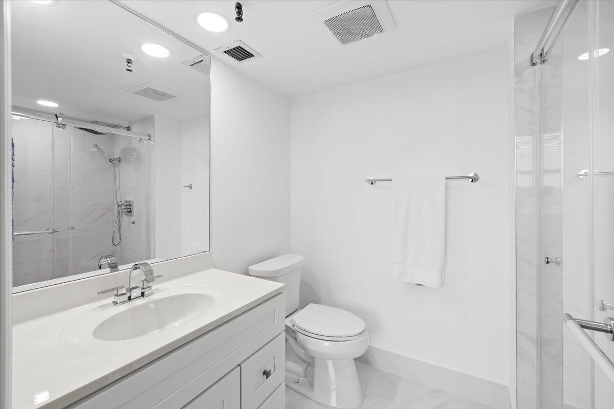 WATERS EDGE TOWERS CONDO - Residential
