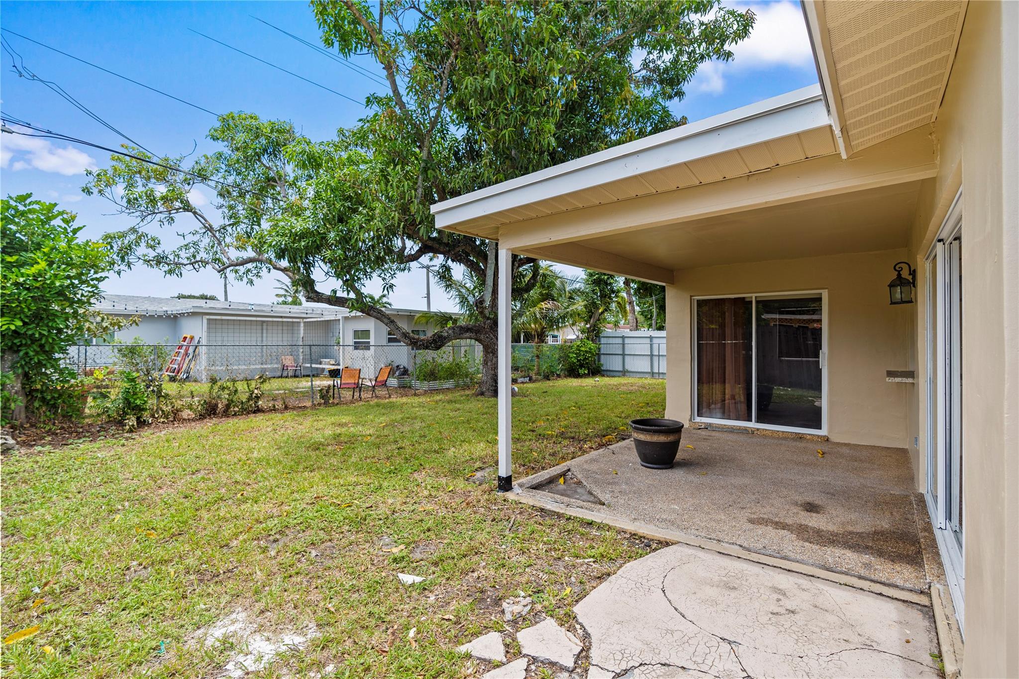 Sunrise Golf Village Sec - Residential