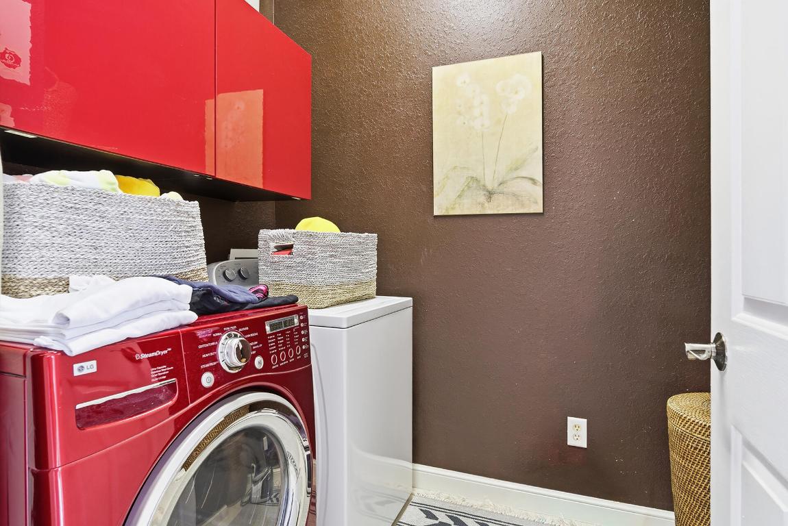 CITYSIDE CONDO - Residential